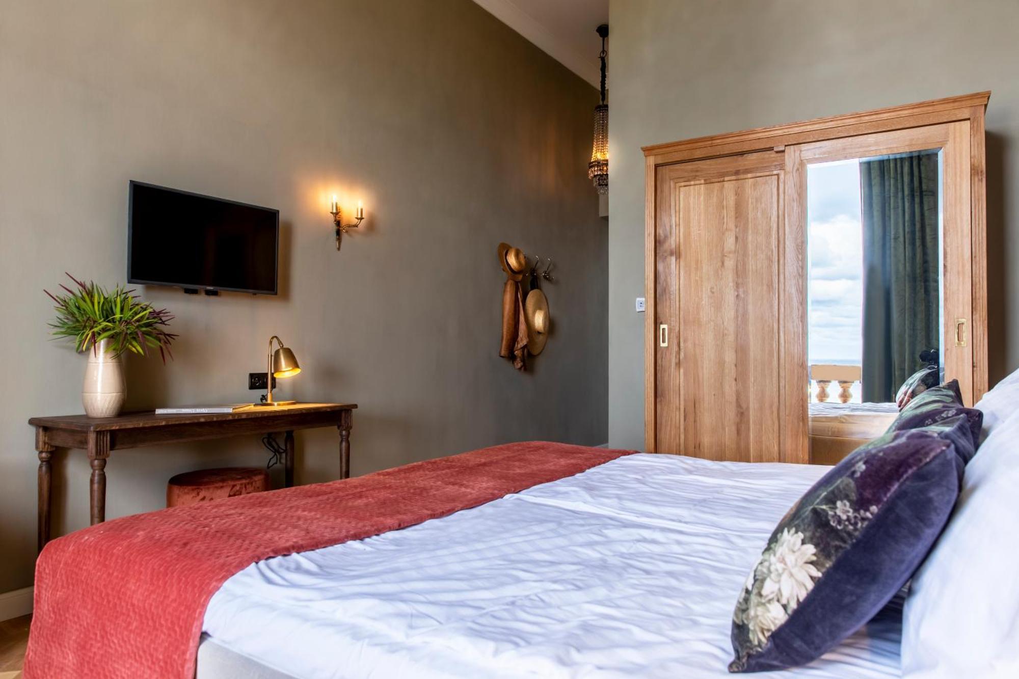 Langley Resort Napoleon Bonaparte Л'Иль-Рус Номер фото