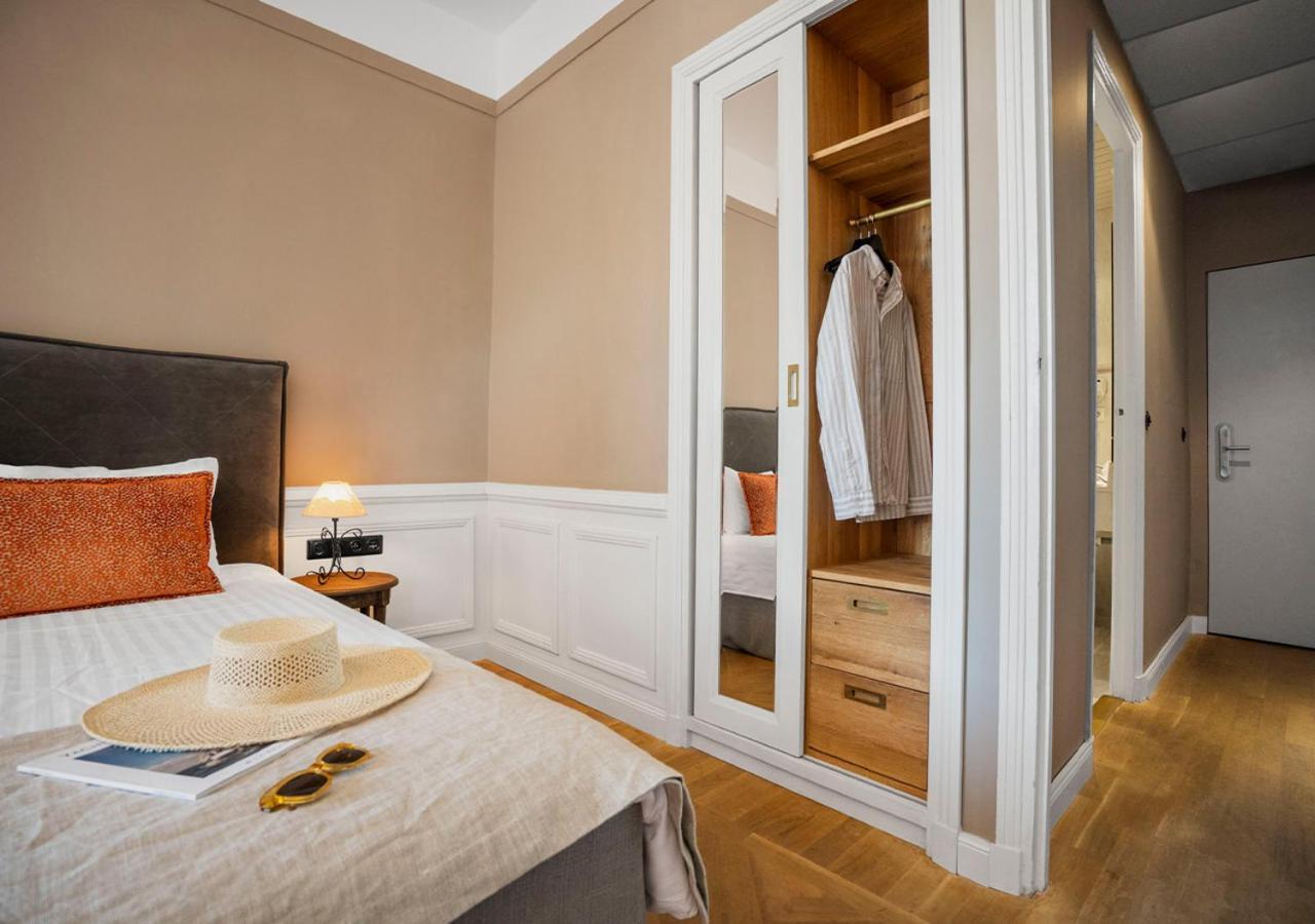 Langley Resort Napoleon Bonaparte Л'Иль-Рус Номер фото